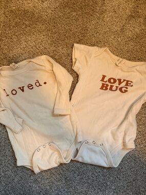Cream Long-Sleeve Baby One-Piece with 'loved.' Chest Print